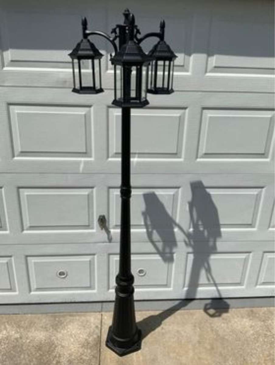 Harbor Breeze 3 Light Lamp Post