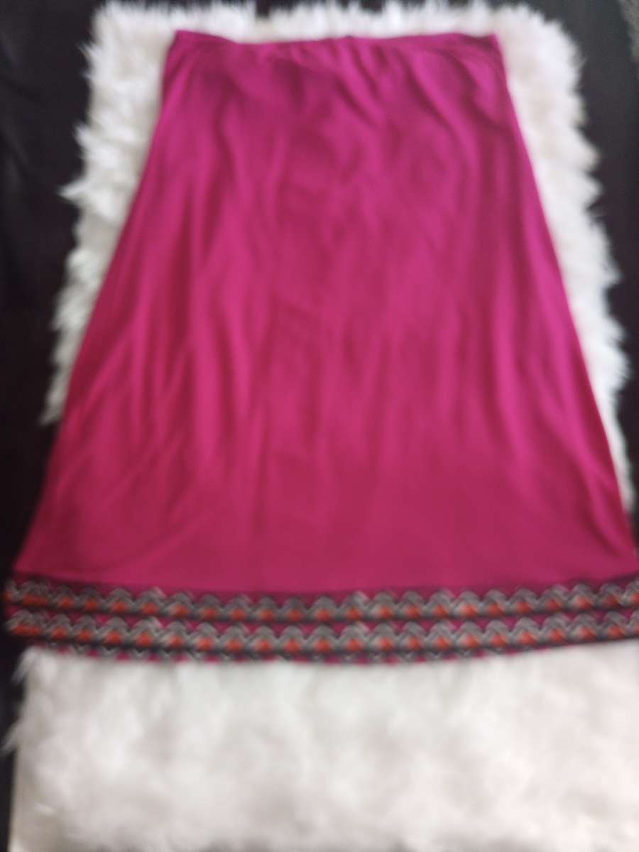 beautiful pink satin feel dress Calvin Clien