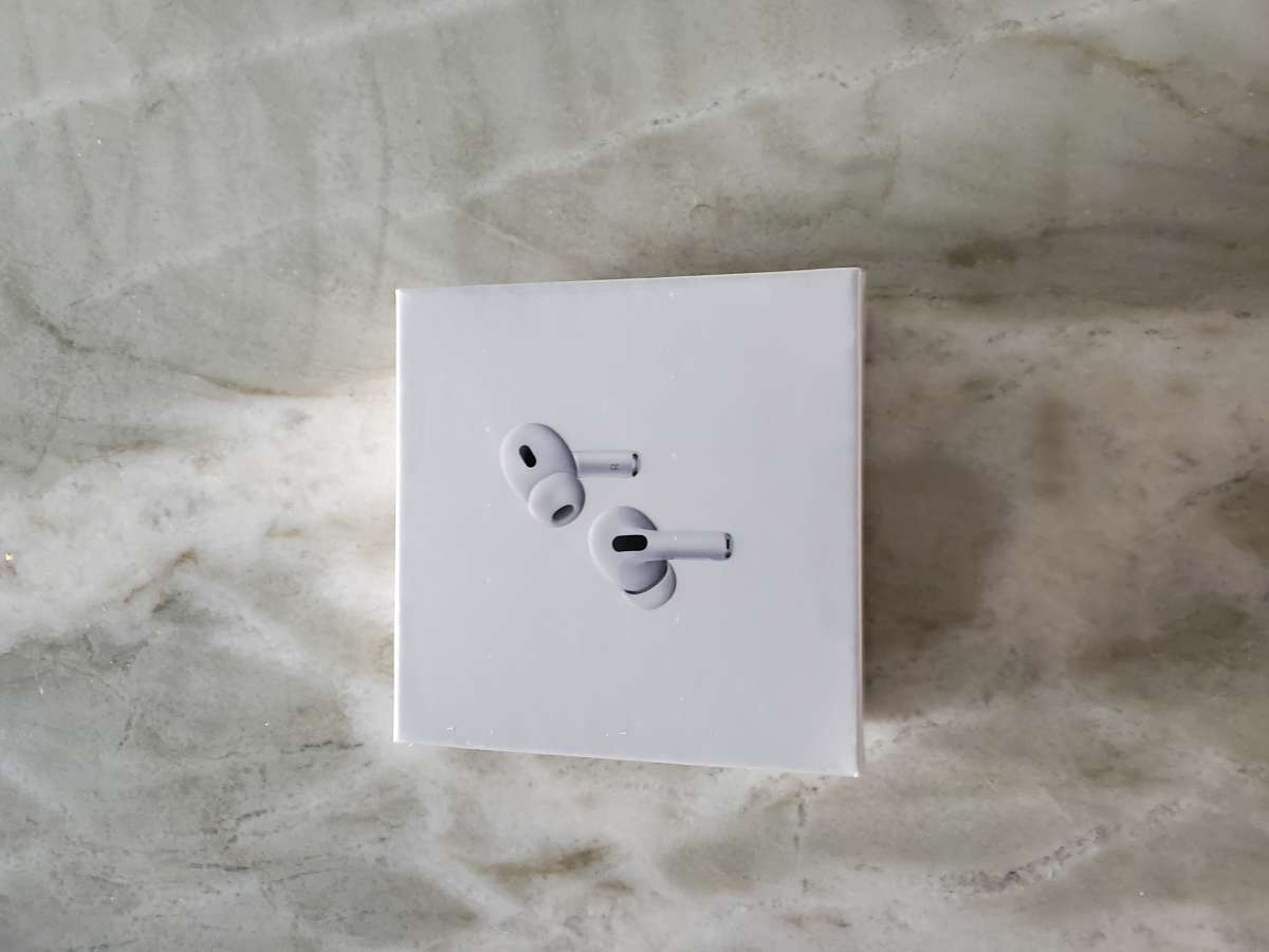 Apple AirPods 2nd Generation
