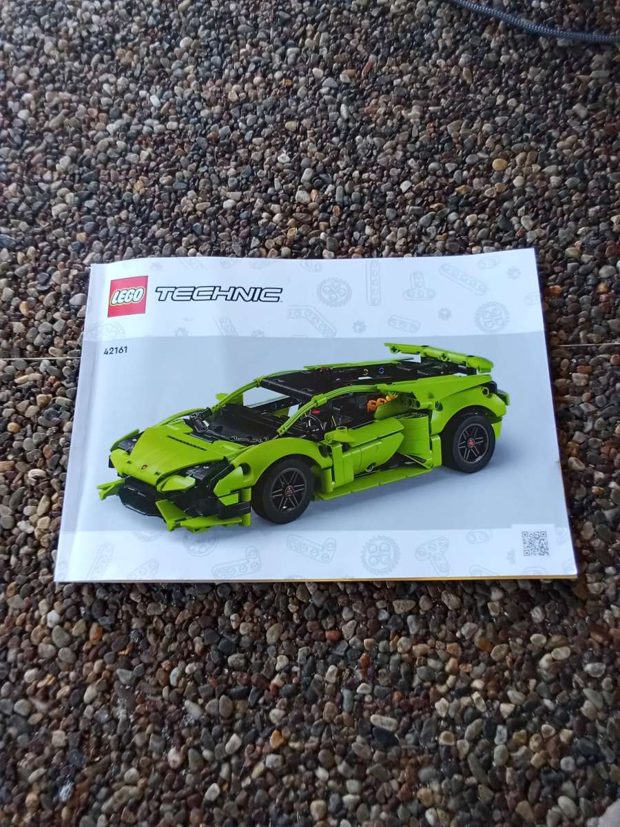 Lego green car