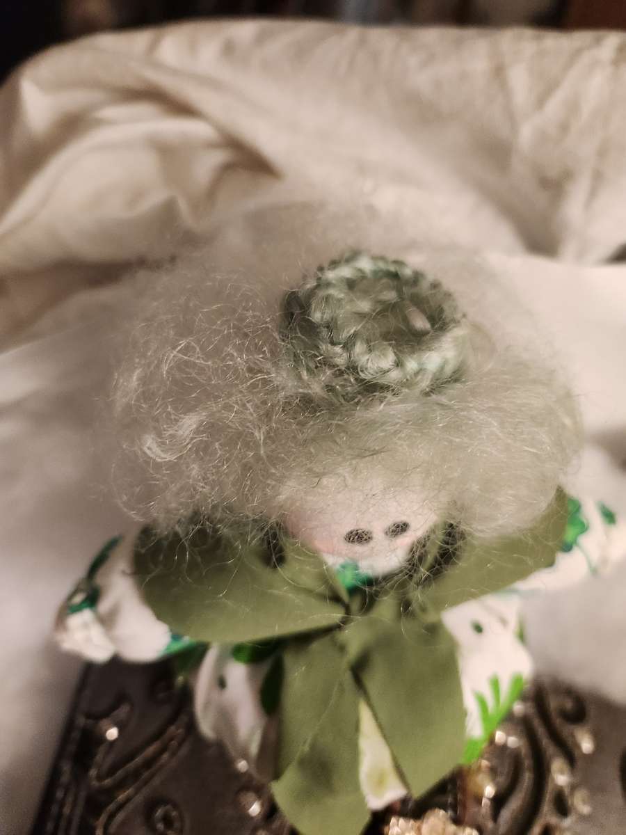 miss lucky pin cushion