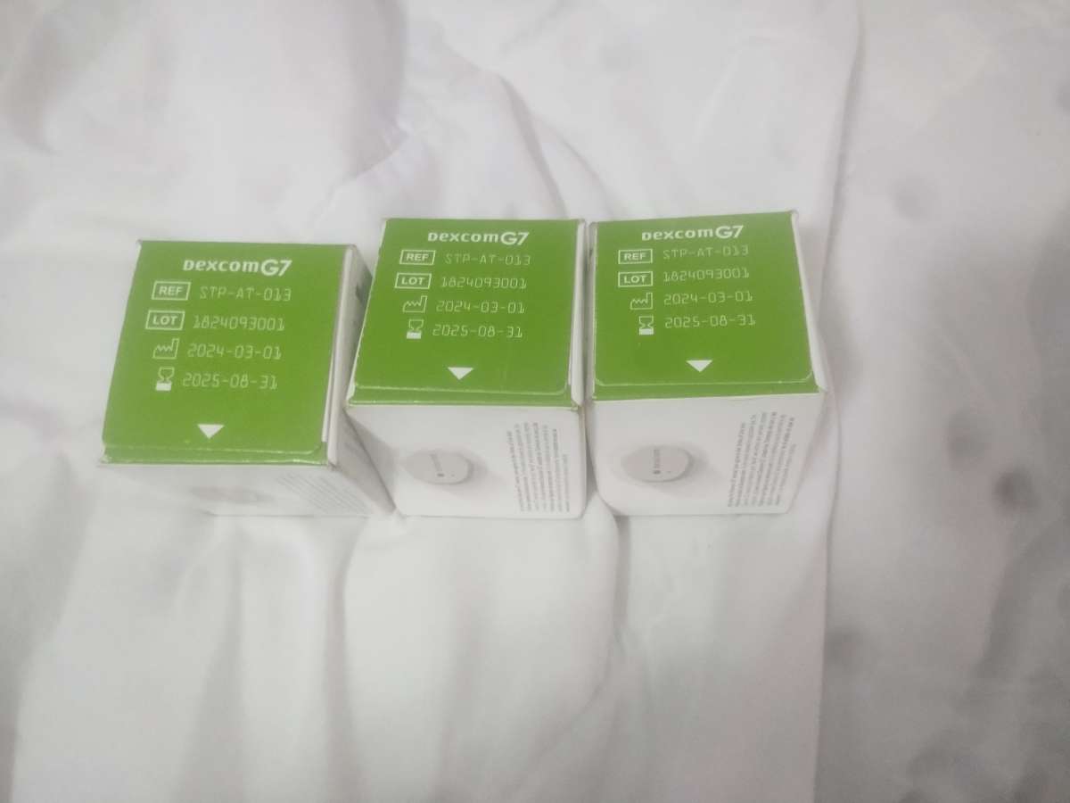 Dexcom G7 and 3 sensors