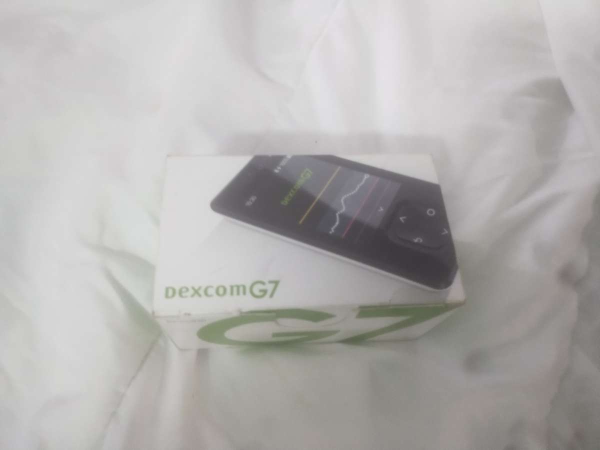 Dexcom G7 and 3 sensors