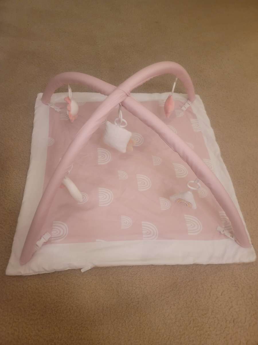 Baby swing and play mate