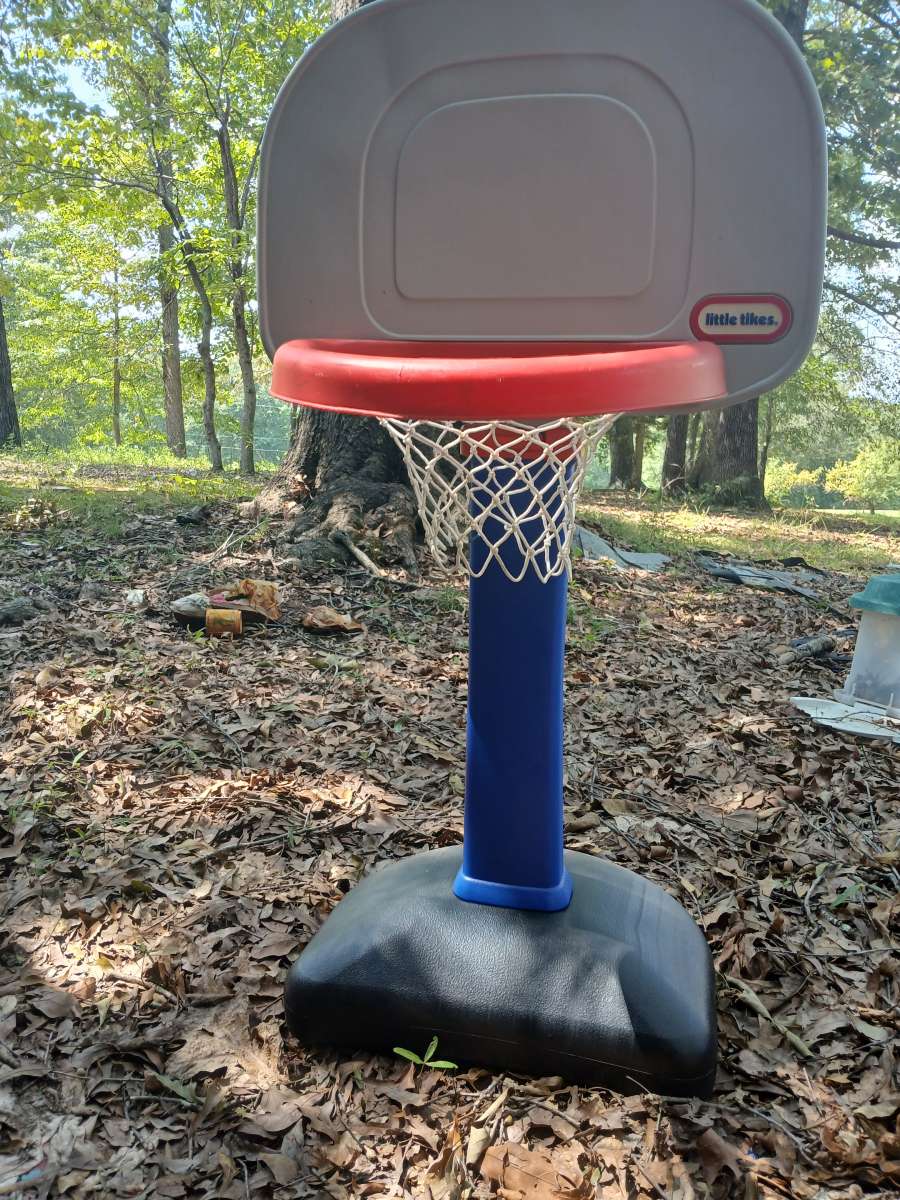 Basketball hoop