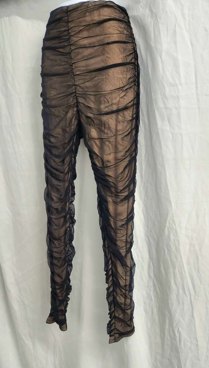 Fashion Nova Nude w Black Overlay Ruched Leggings Womens M