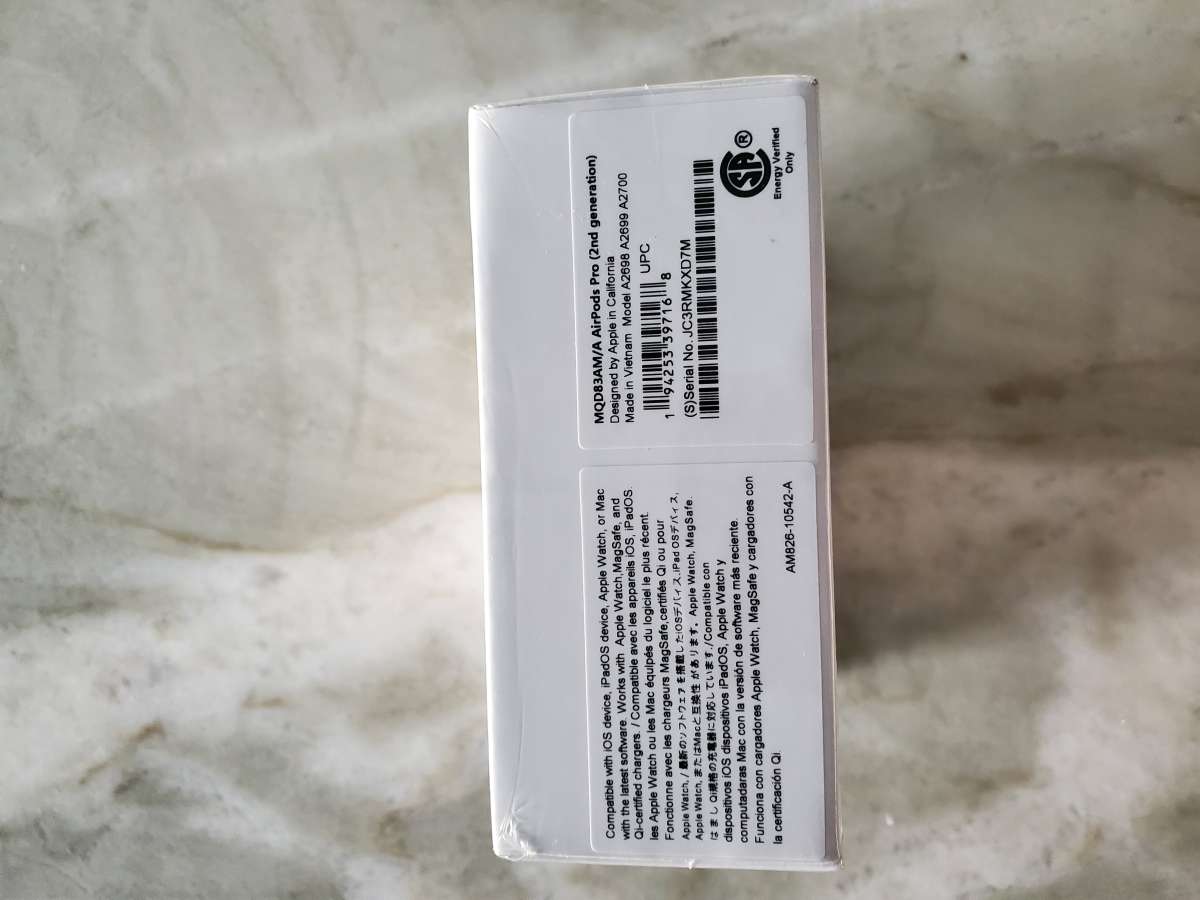 Apple AirPods 2nd Generation