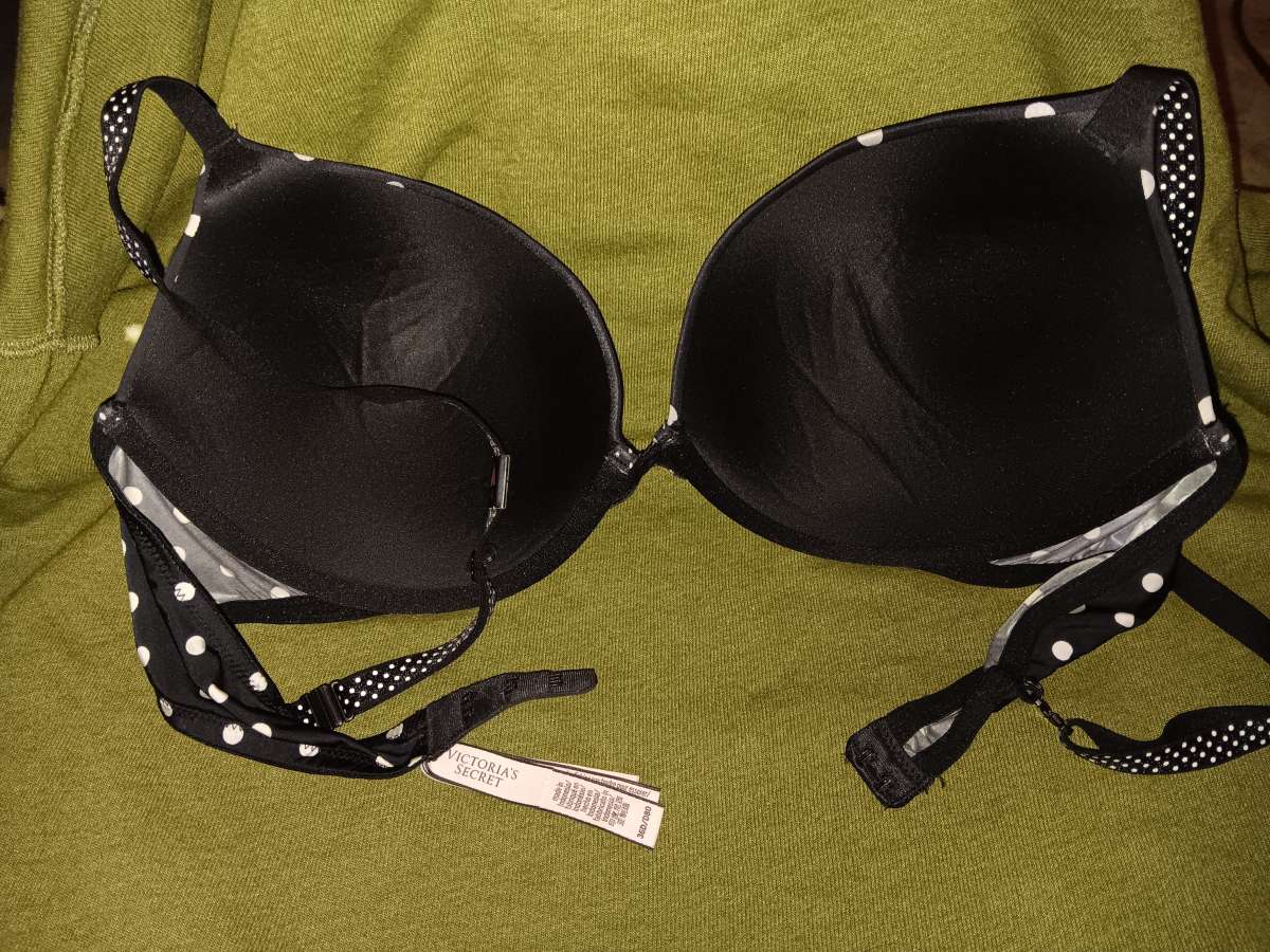Victoria Secret Padded Push Up Bra