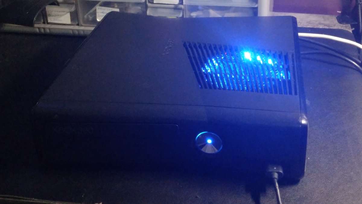 Xbox 360 slim 250GB  modified  RGH3
