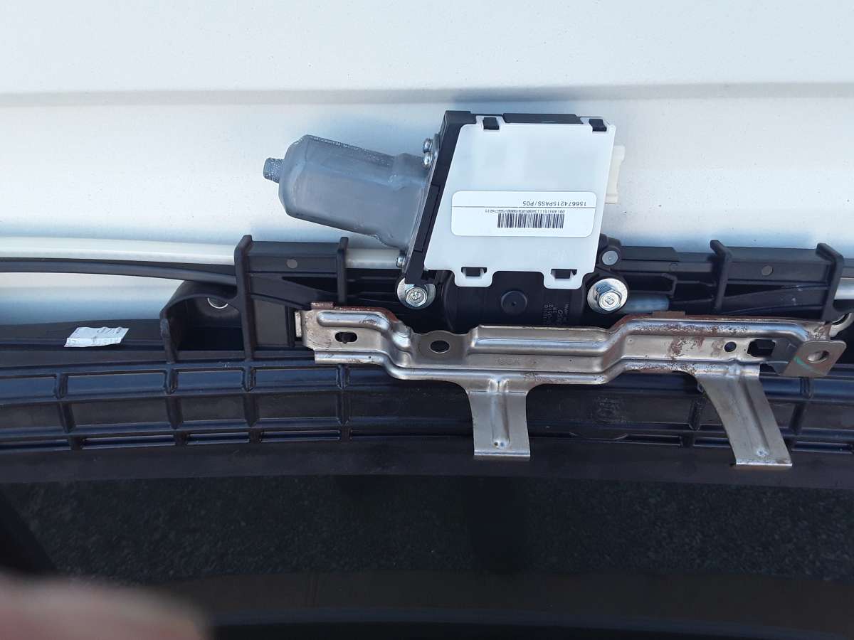 Nice 2014 Toyota Camry Sunroof Assembly OEM Factory Like New