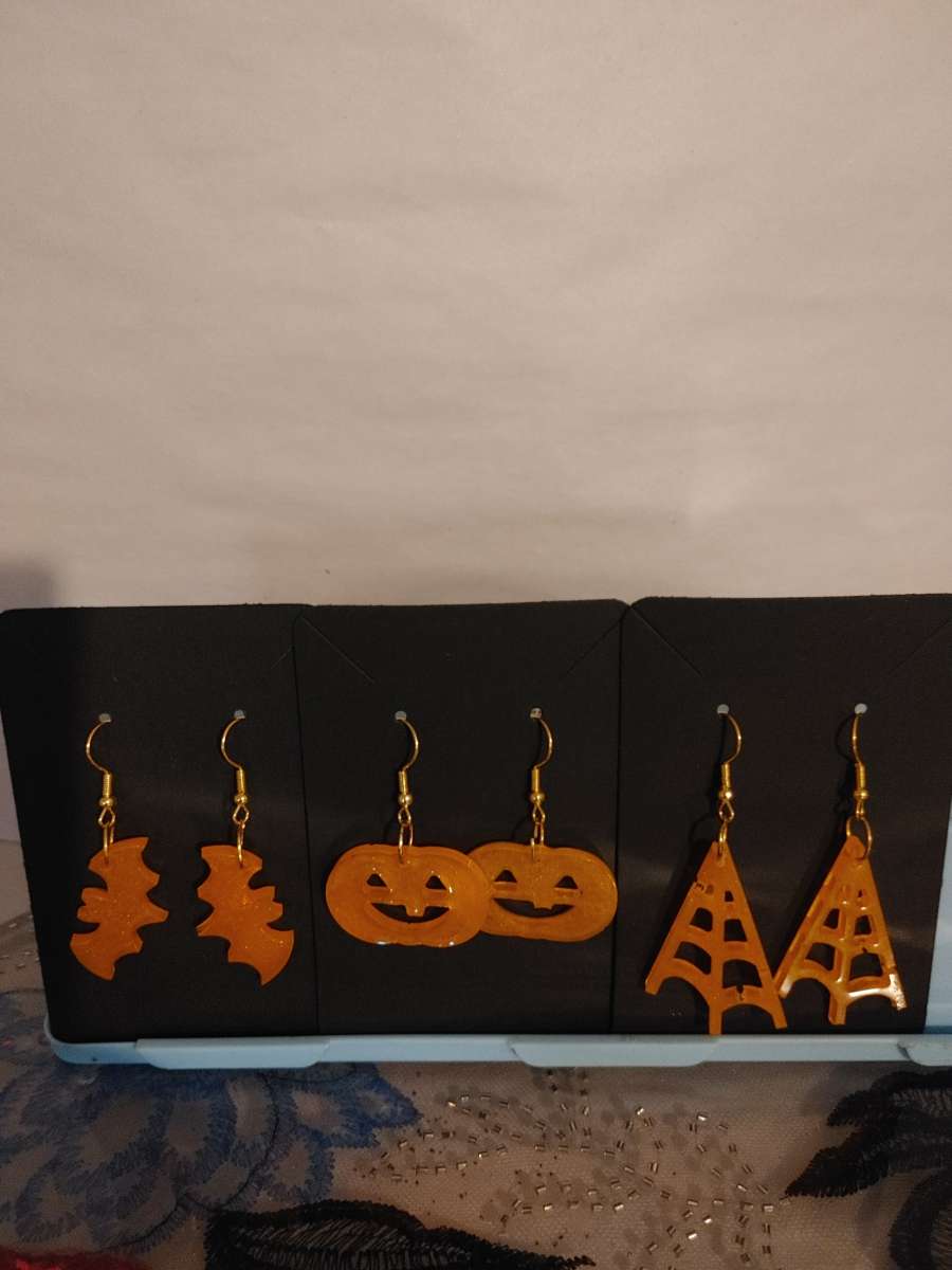 Halloween key chains and earrings