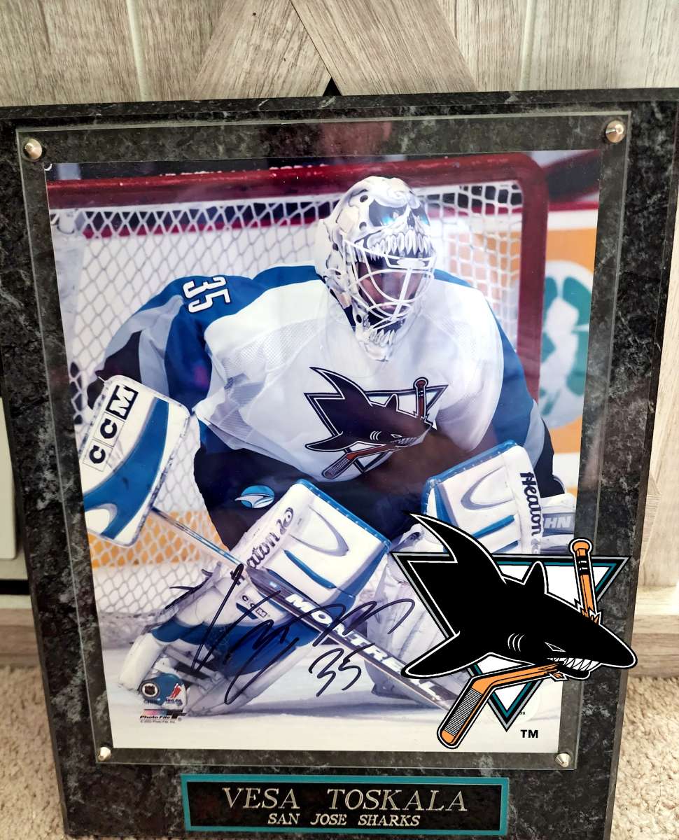 Vesa Toskala Signed Sharks 8x10 Gloss Finish Photo in Heavy