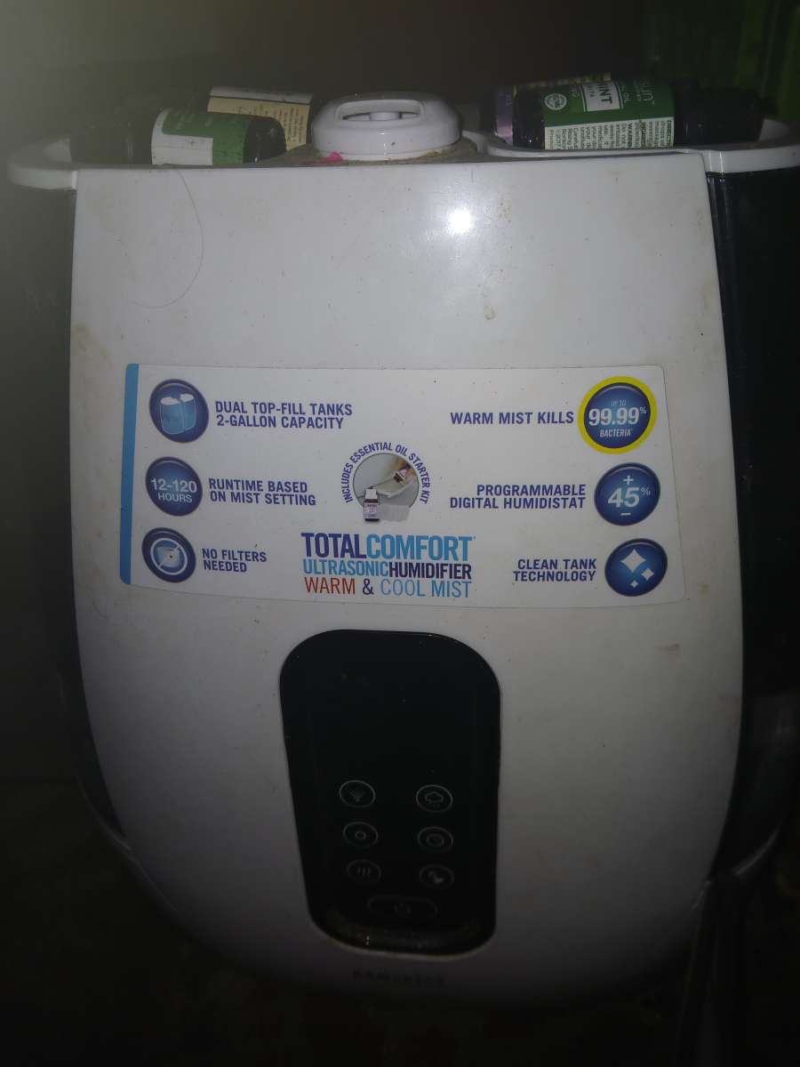 HoMedics Total Comfort Ultrasonic Dual Tank Humidifier  Esse