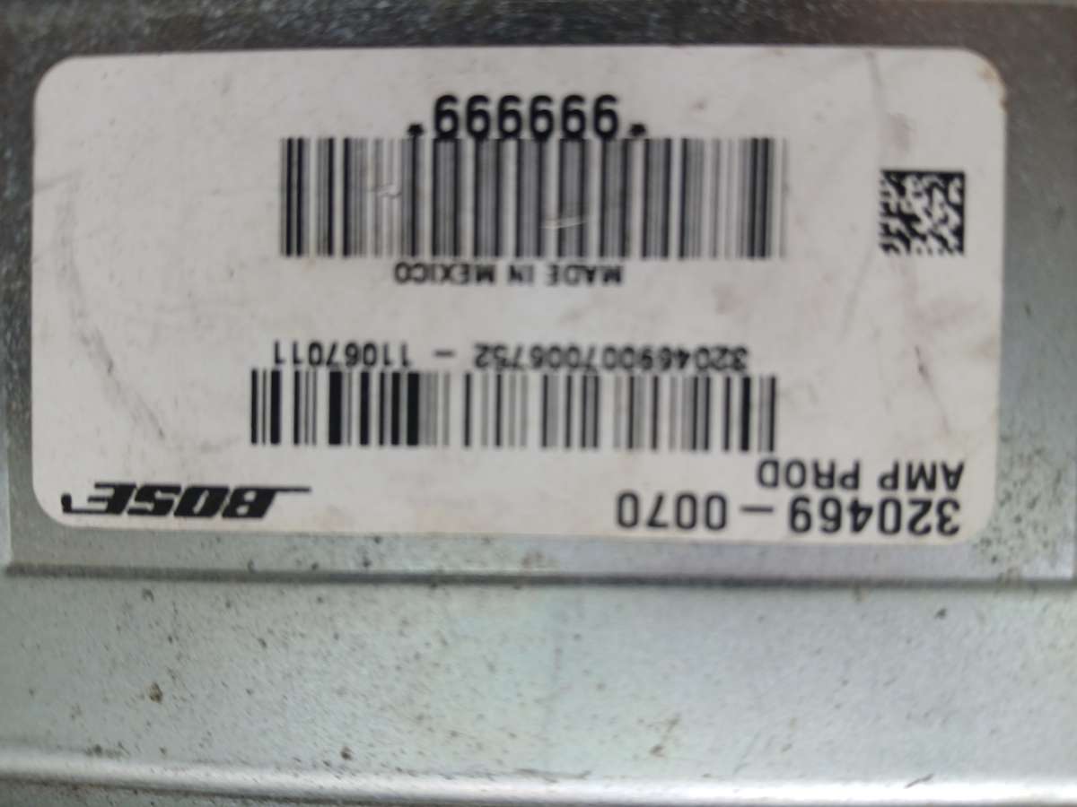 20172018 NISSAN ARMADA AMPLIFIER BOSE AUDIO SYSTEM  RH QUART