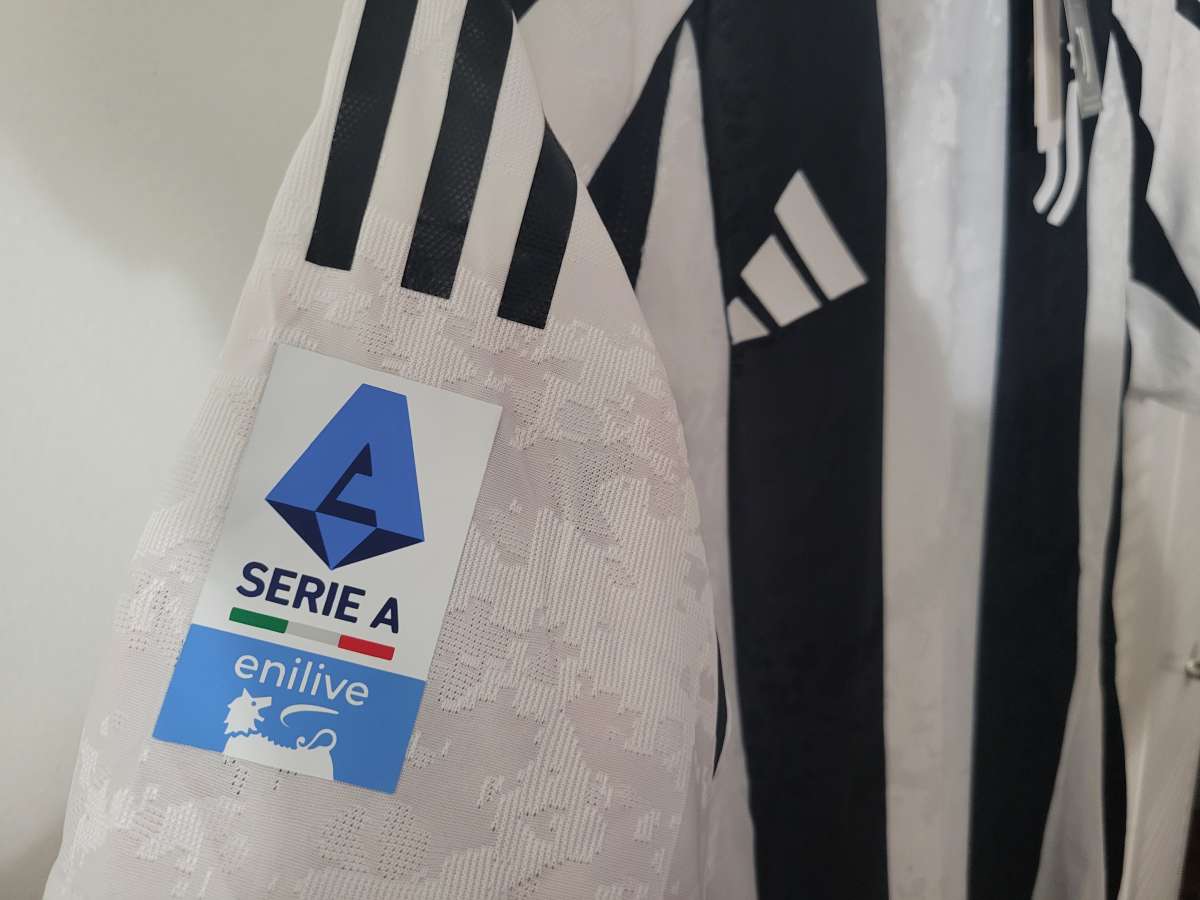 Juventus Jersey Soccer 2025 Player Version Size M XL Chiesa