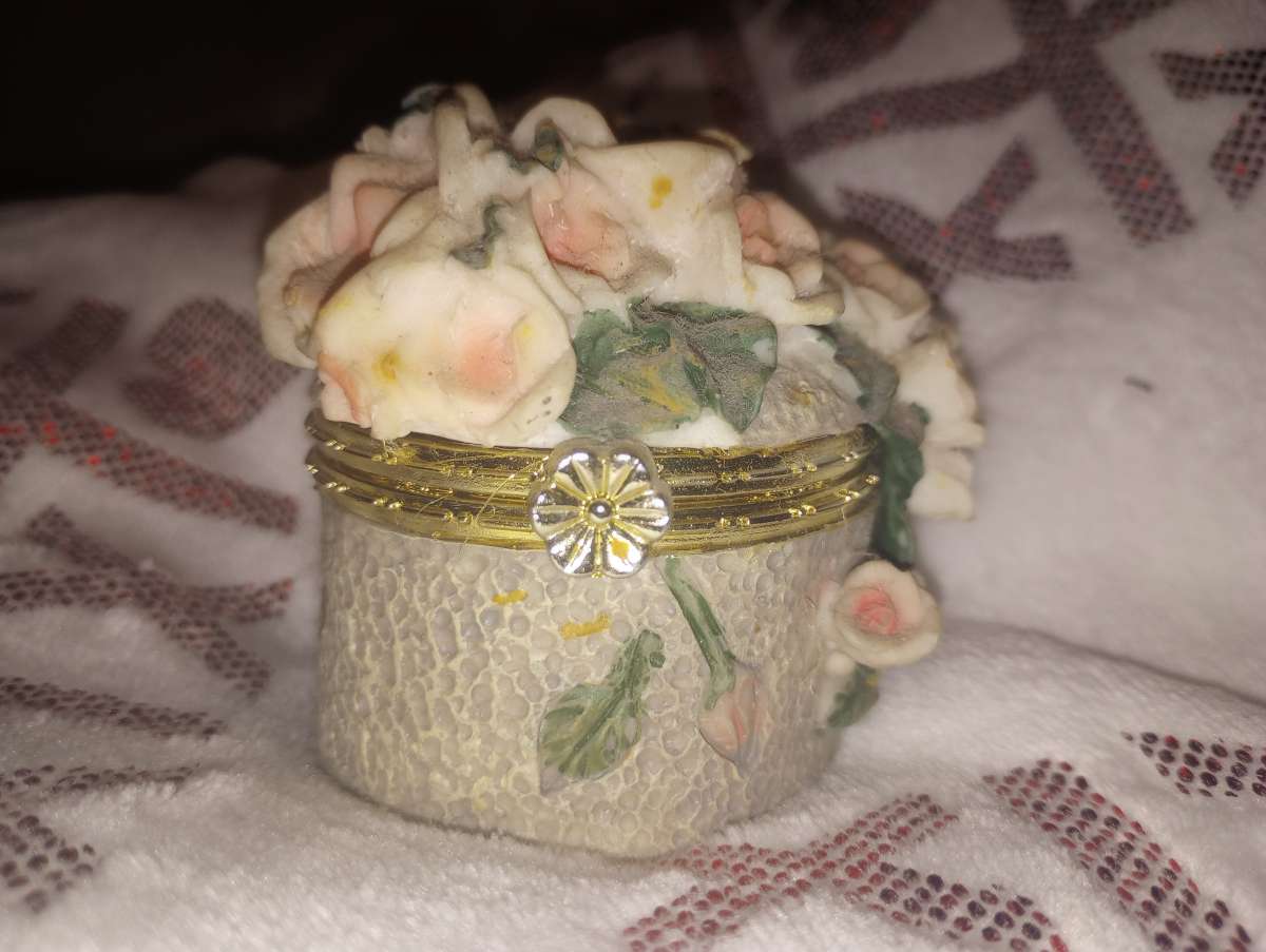 Trinket box