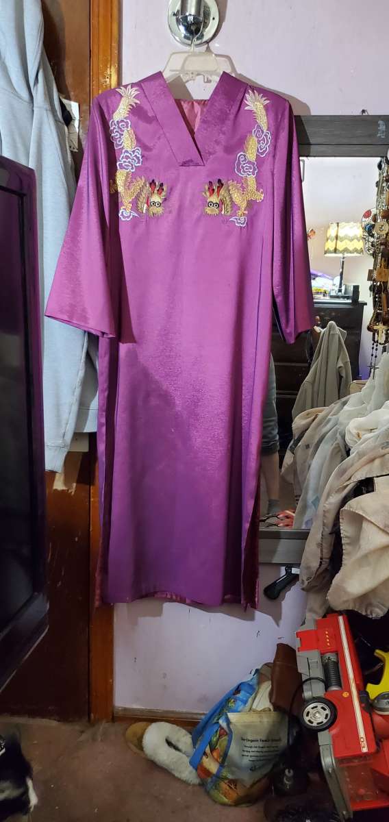 brand new Robe made hand made in China