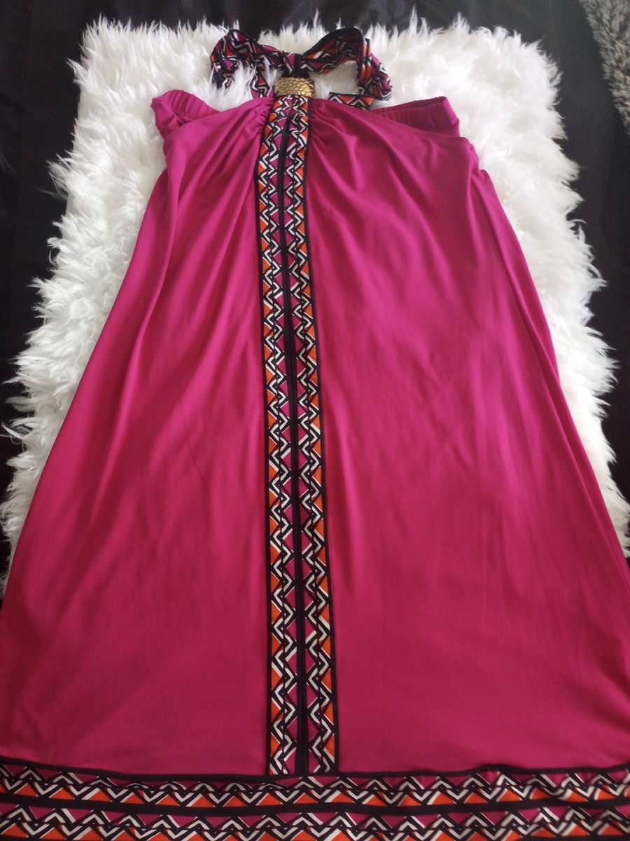 beautiful pink satin feel dress Calvin Clien