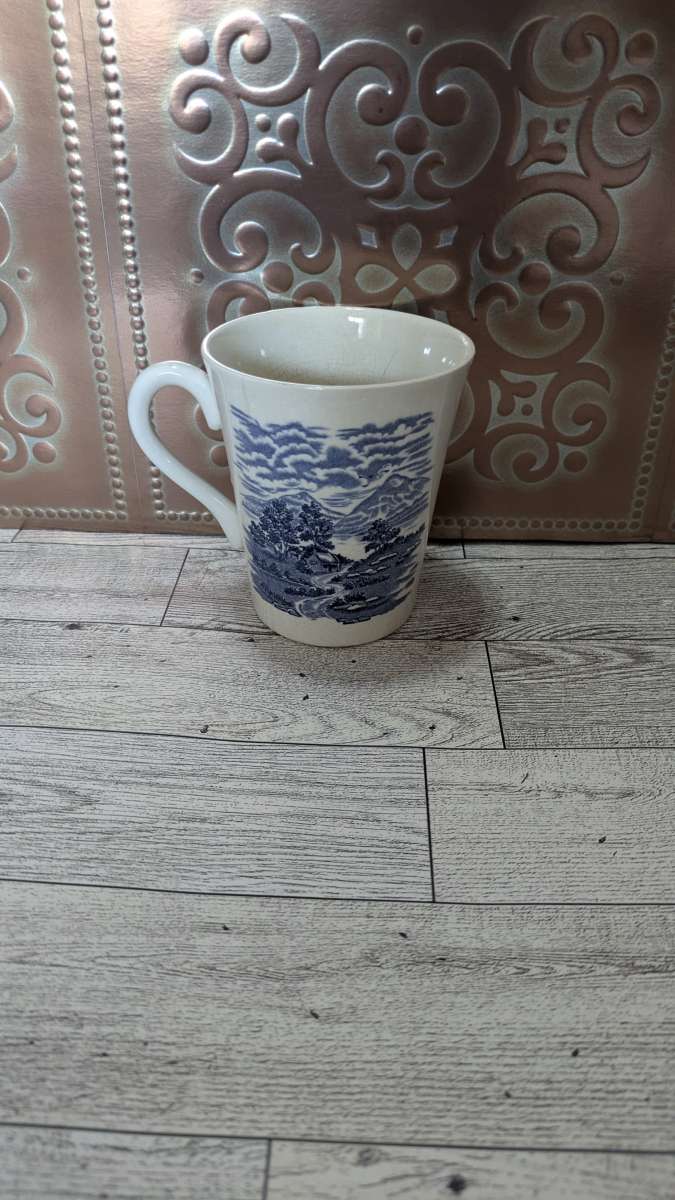 lochs of scotland royal warwick England Porcelain Cup