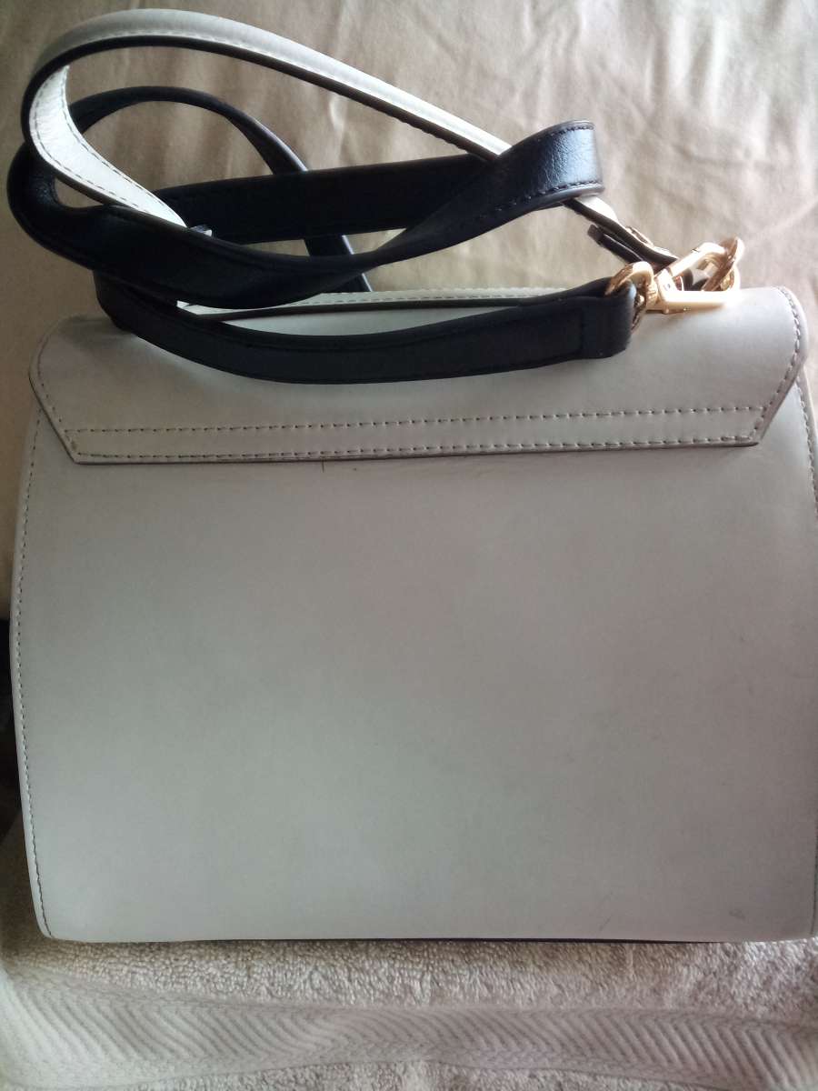 Gianni Notaro White Messanger Bag
