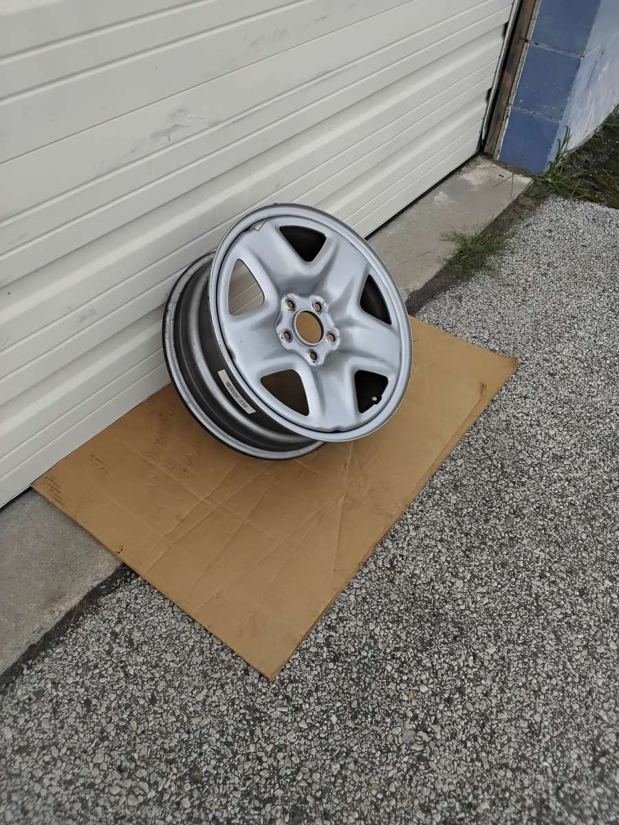 Nice Mazda CX5 OEM Factory Steel Wheel 17 Like New