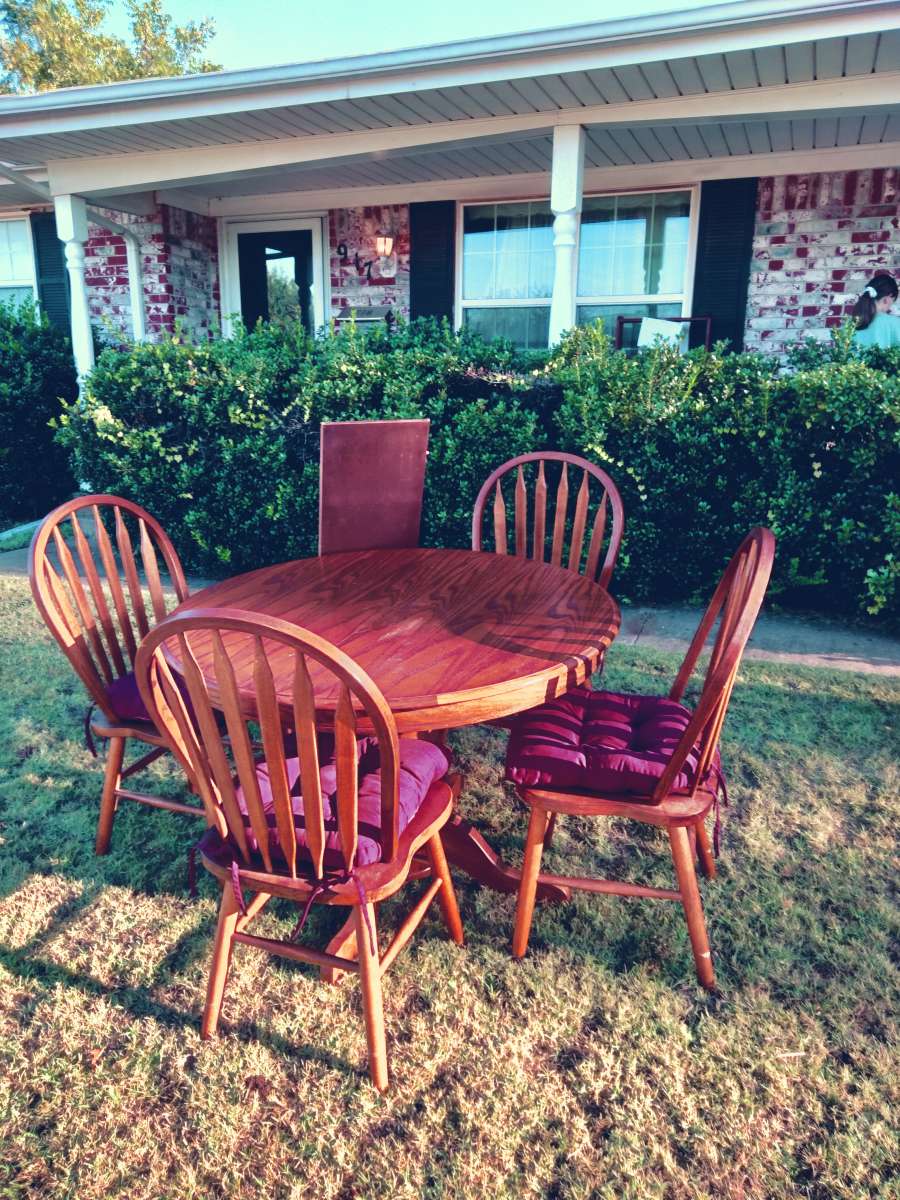 kitchen table with chairs