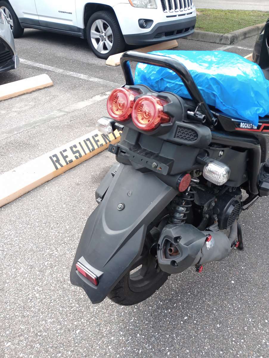 2024 moto 150cc gasolina