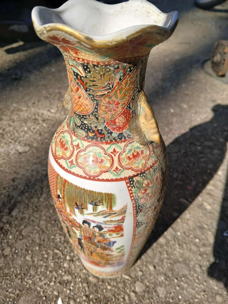 Japanese Satsuma Gold Gilded Porcelain Vase Height  10