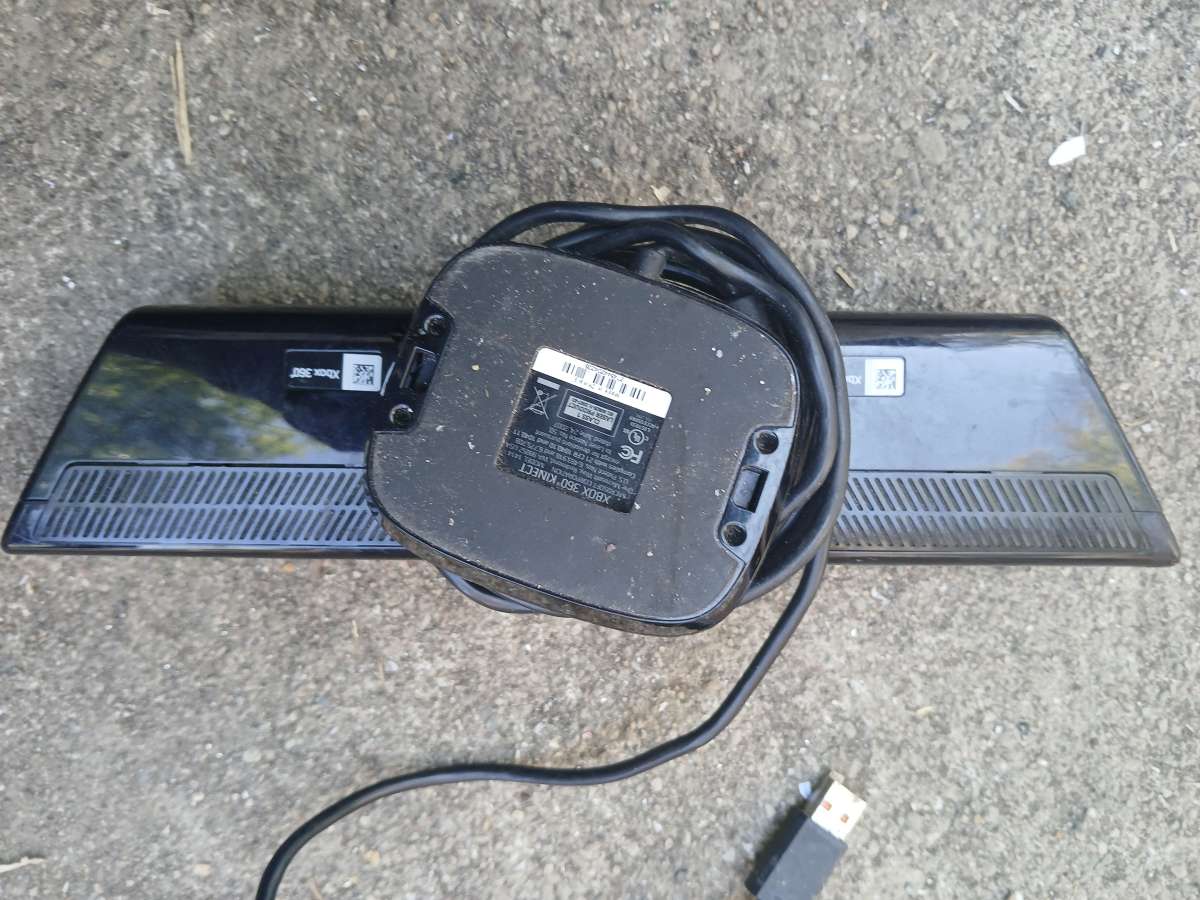 xbox 360 Kinect sensor bar