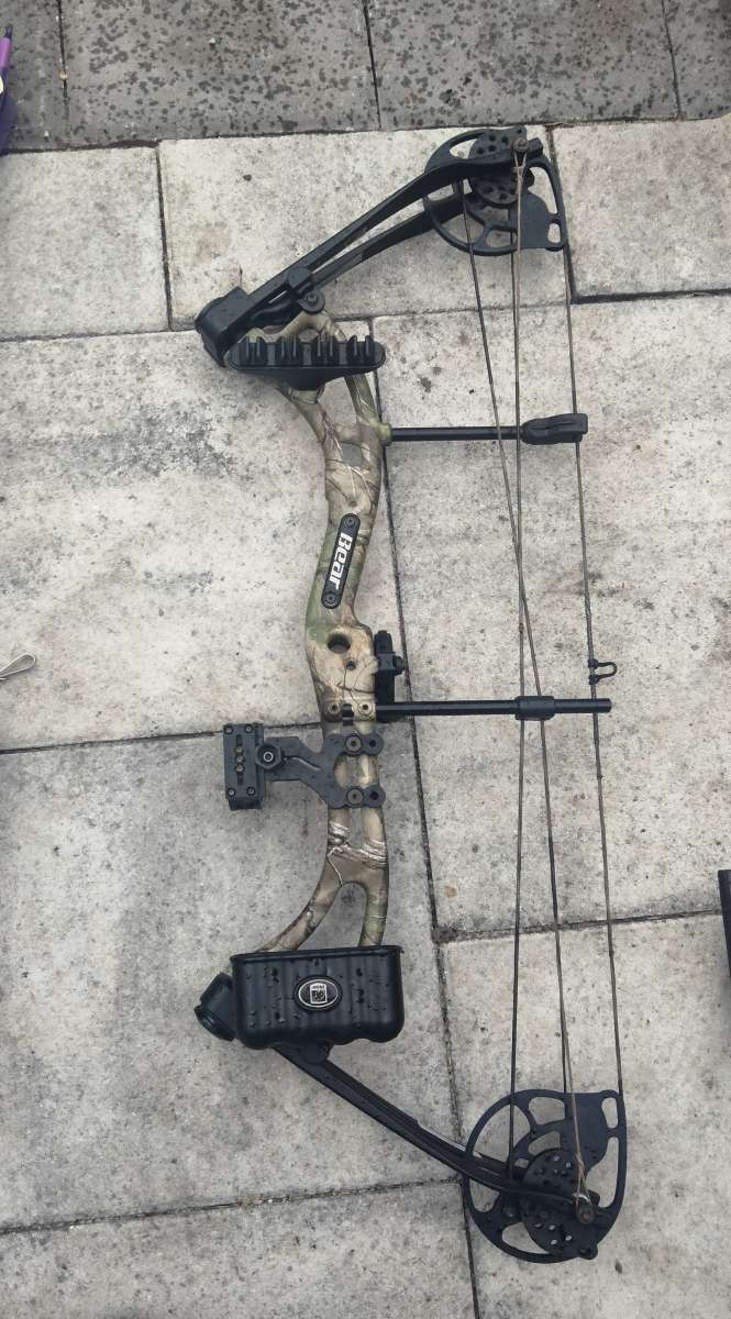 traditional bow compound bow and arrows