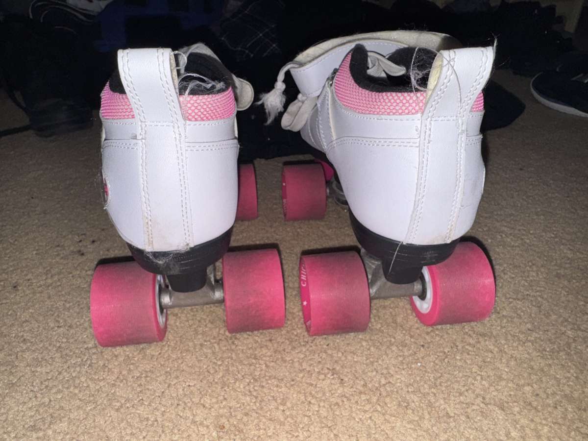 Bullet White and Pink Roller Skates