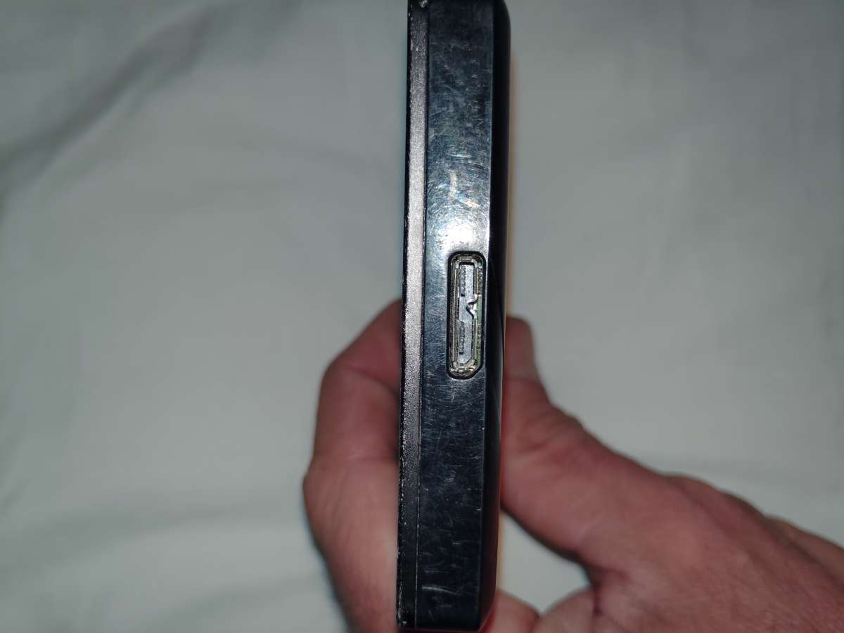 Seagate 2 terabyte external hard drive