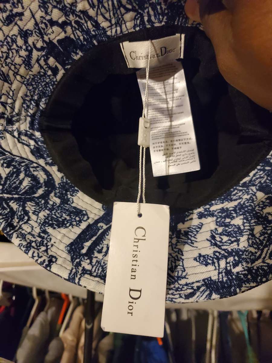Dior bandana signature logo bucket hat
