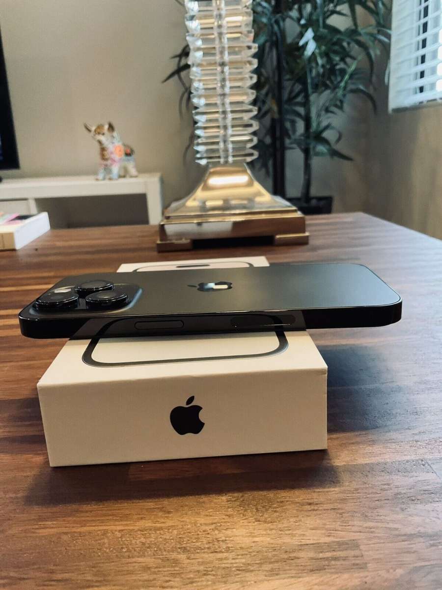 Apple iPhone 14 Pro  256GB  Space Black