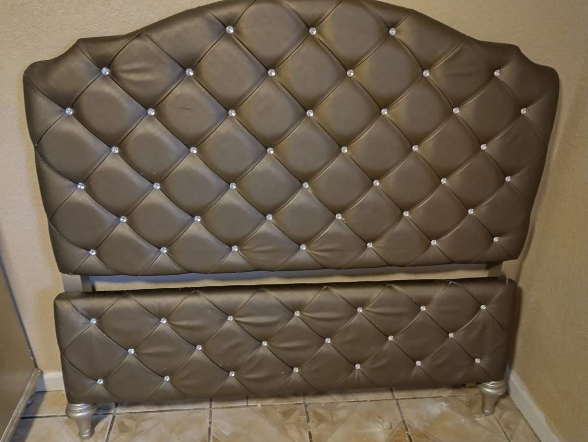 bedroom set