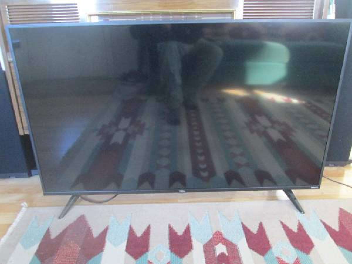 TCL Roku TV 4K  49 inches