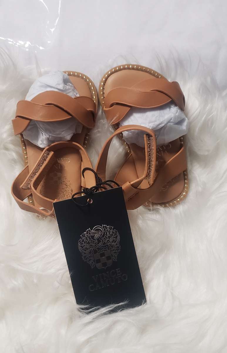 I have sandals for kids asking for size  you want 5 each