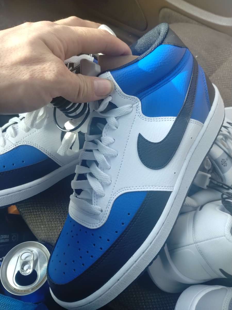 mens Nike shoes brand new