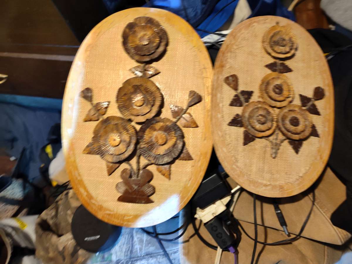 set of 2 3D handmade and carved Made in Philippines