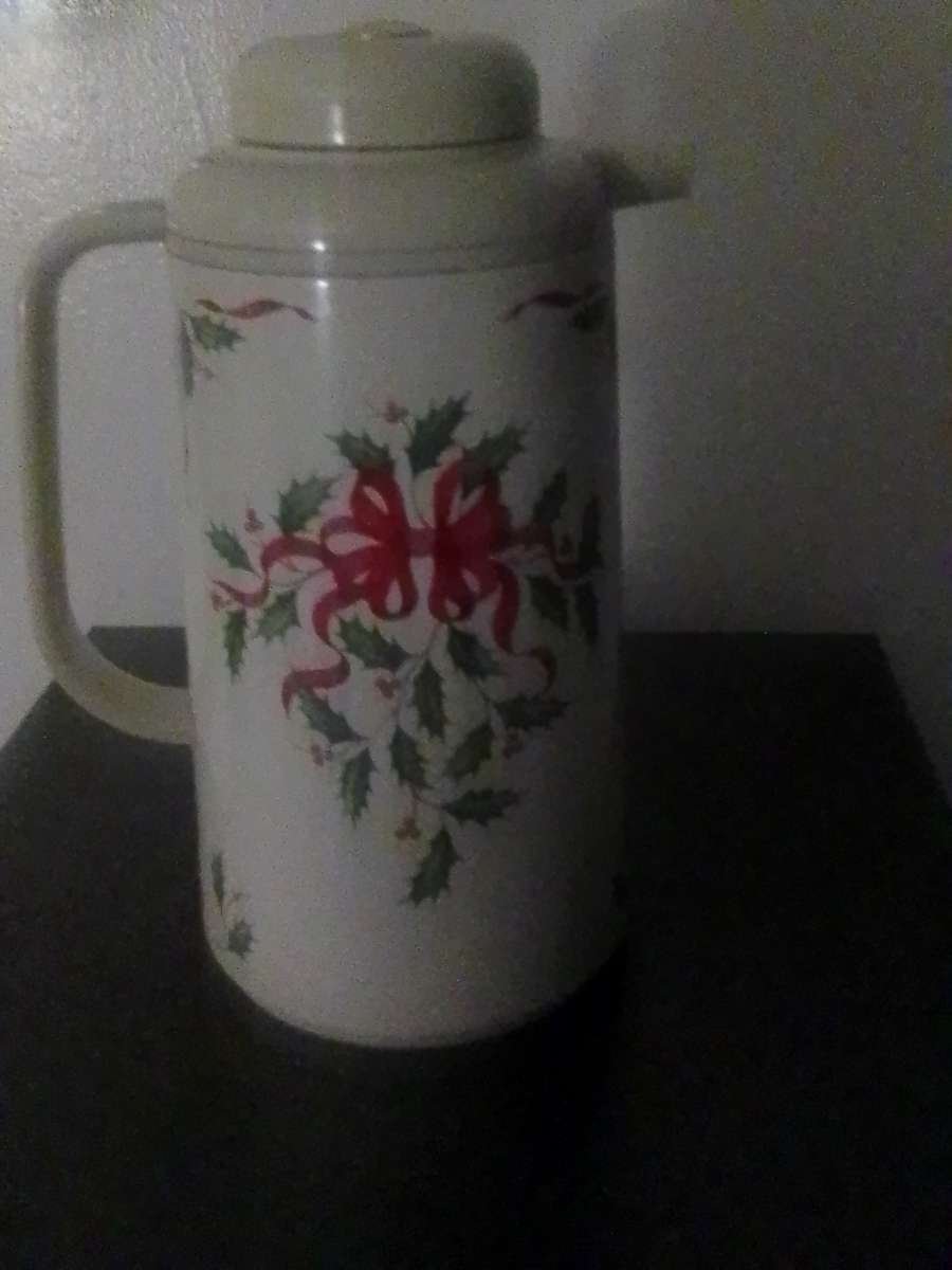 mistletoe Christmas Thermos with bow