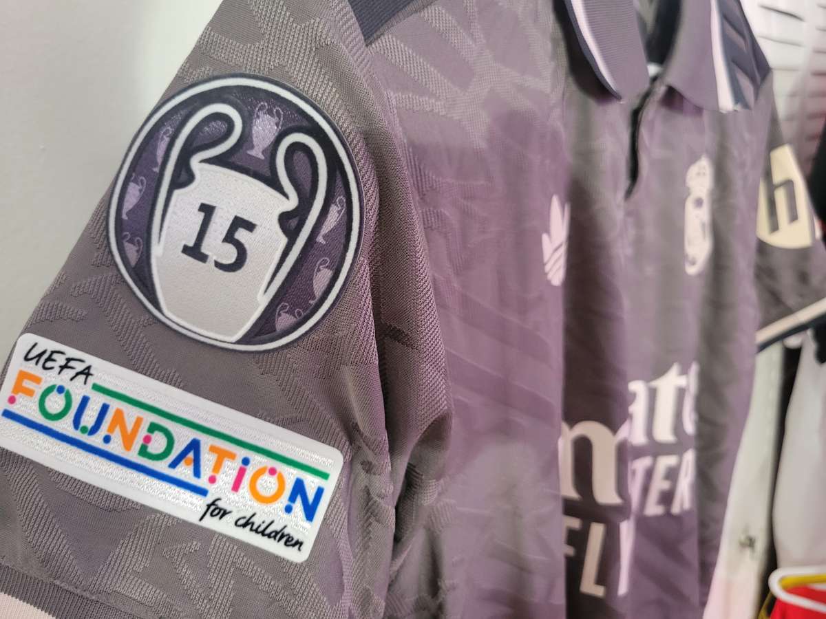 Real Madrid Jersey Soccer 2025 Player Version Size XL 2XL