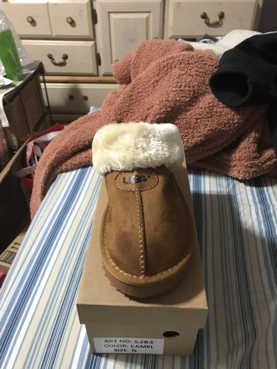 womans slippers