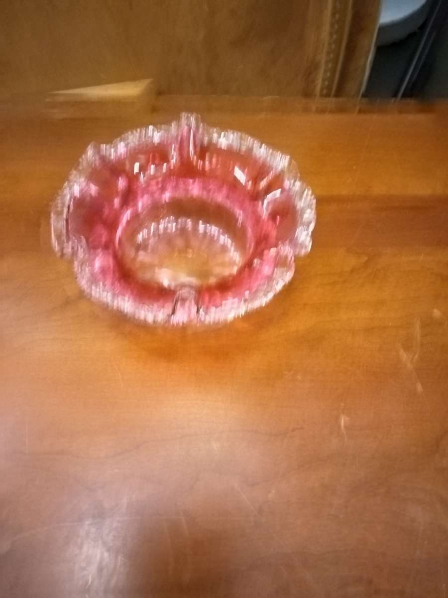 Beautiful scalloped pink glass bowl antique
