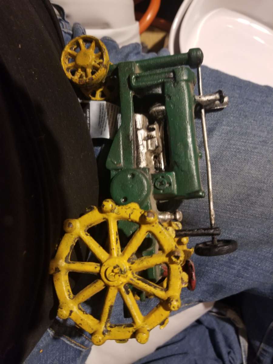 Cast Iron tractor unbranded