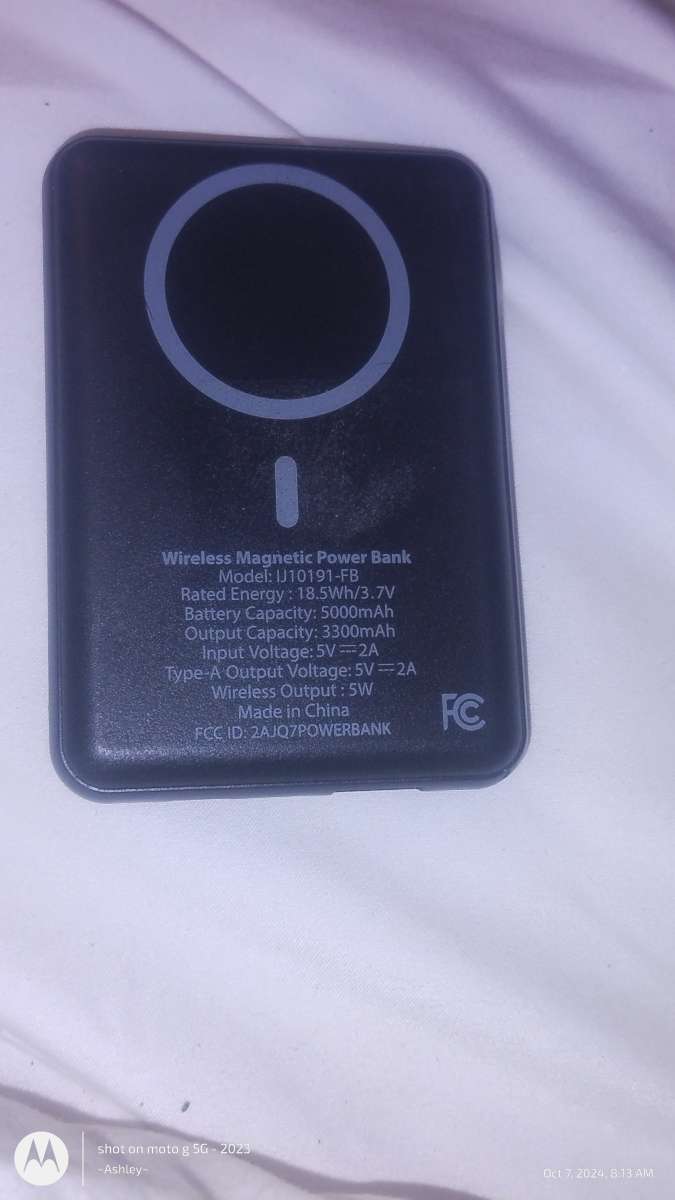 iJOY 5000mAh wireless battery pack