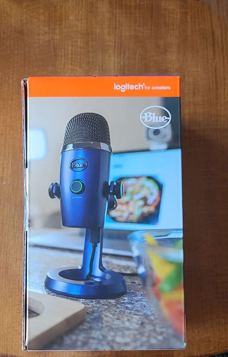 BRAND NEW Blue Yeti Nano Microphone