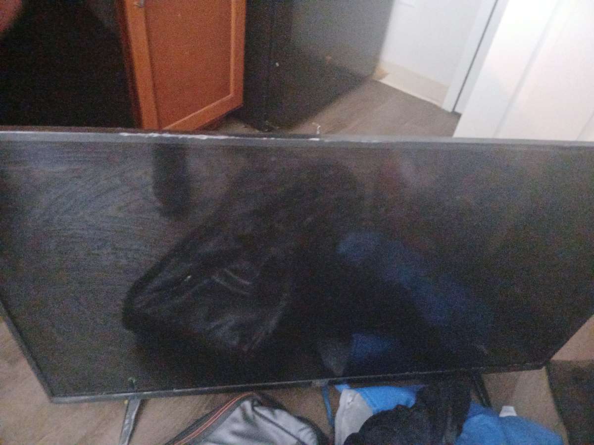 lg 49 inch smart TV 4k