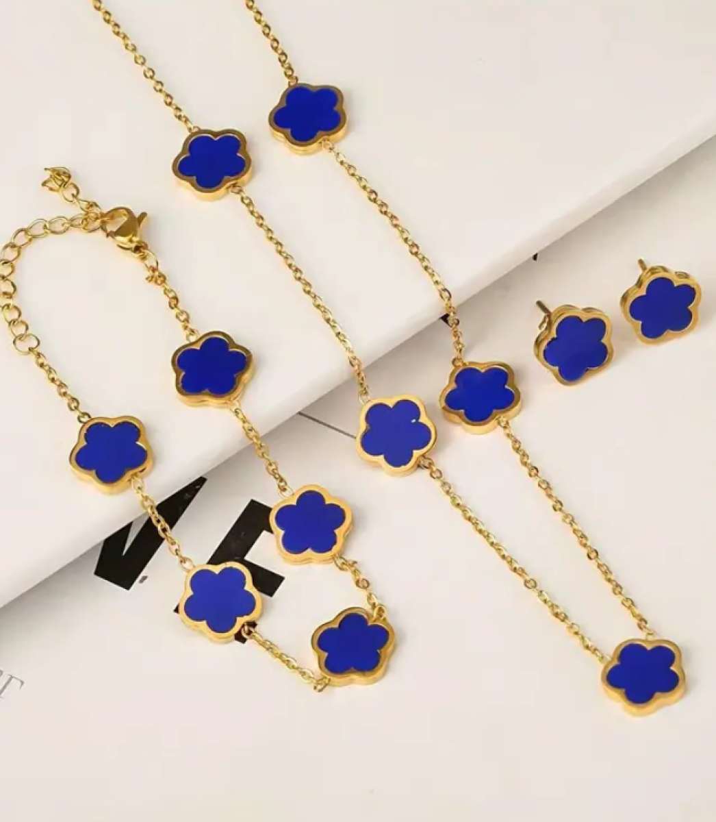 Elegant 2 Piece Pendant