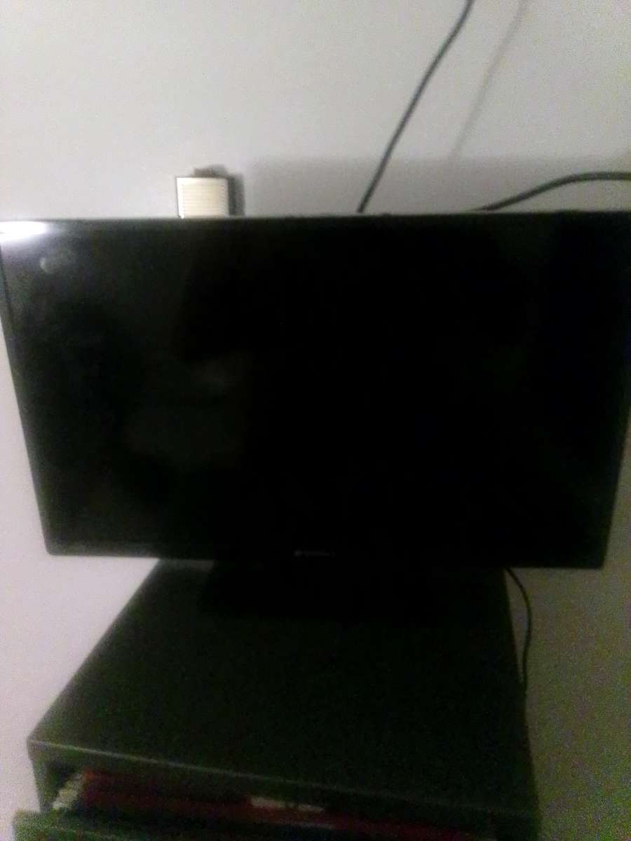 flatscreen tv