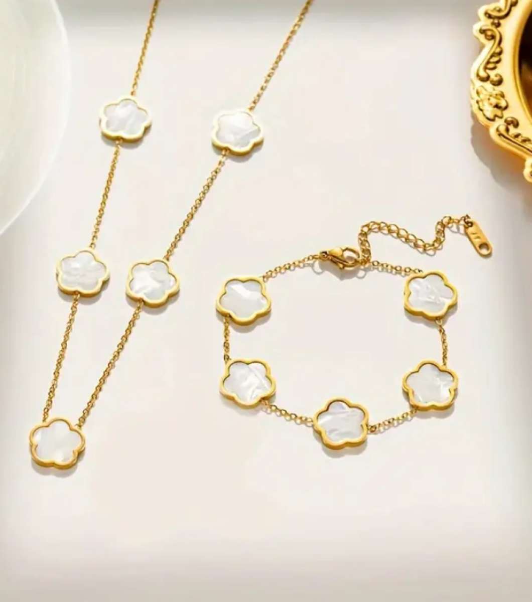 Elegant 2 Piece Pendant